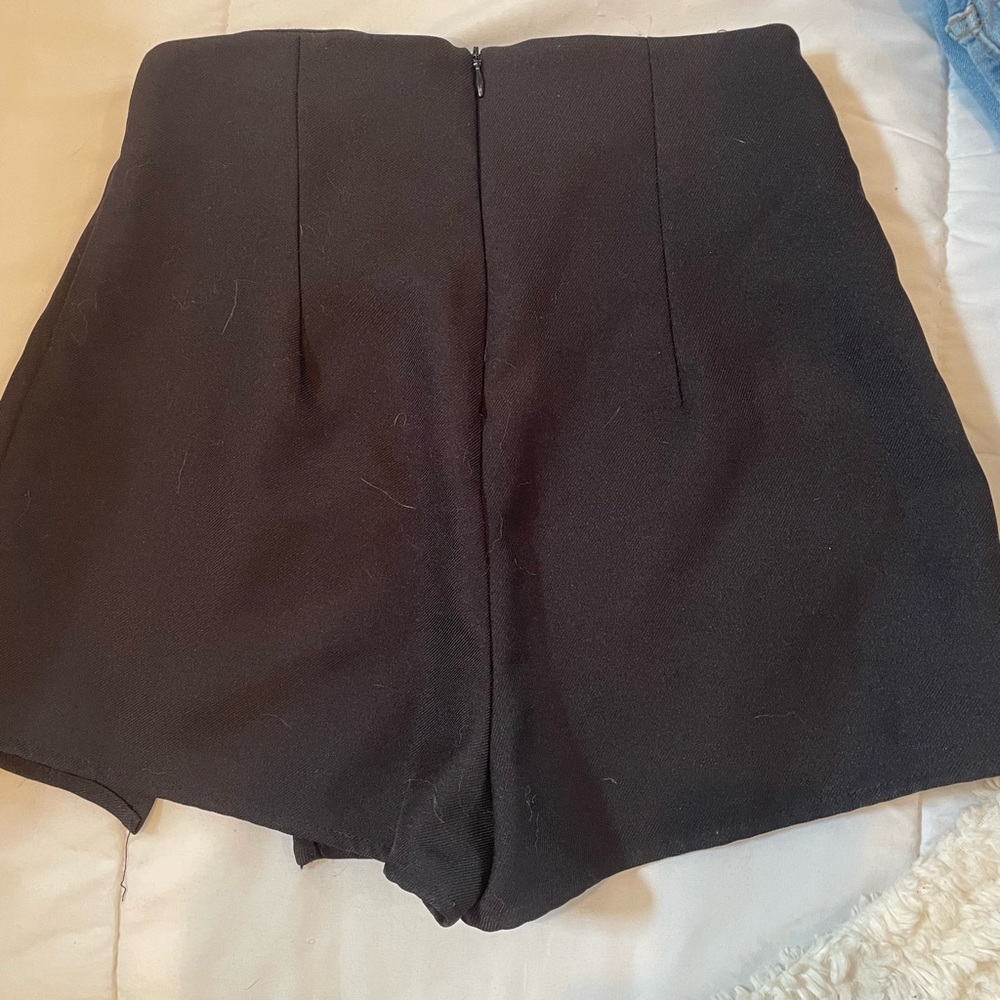 Black skort - Picture 3 of 4